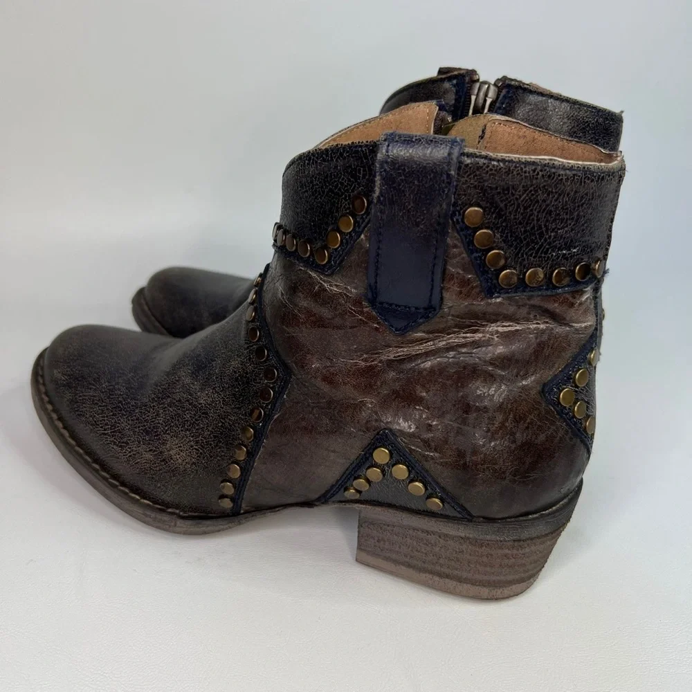 Circle G By Corral Q 5025 LD‎ BLUE STAR INLAY & STUDS ANKLE LEATHER BOOTS Size 7